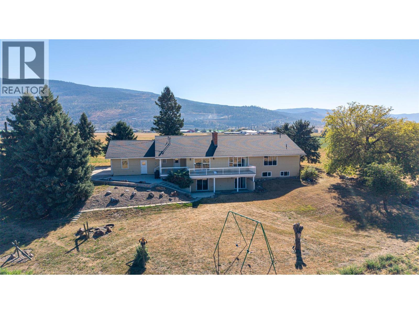  683 Clinton Road, Spallumcheen