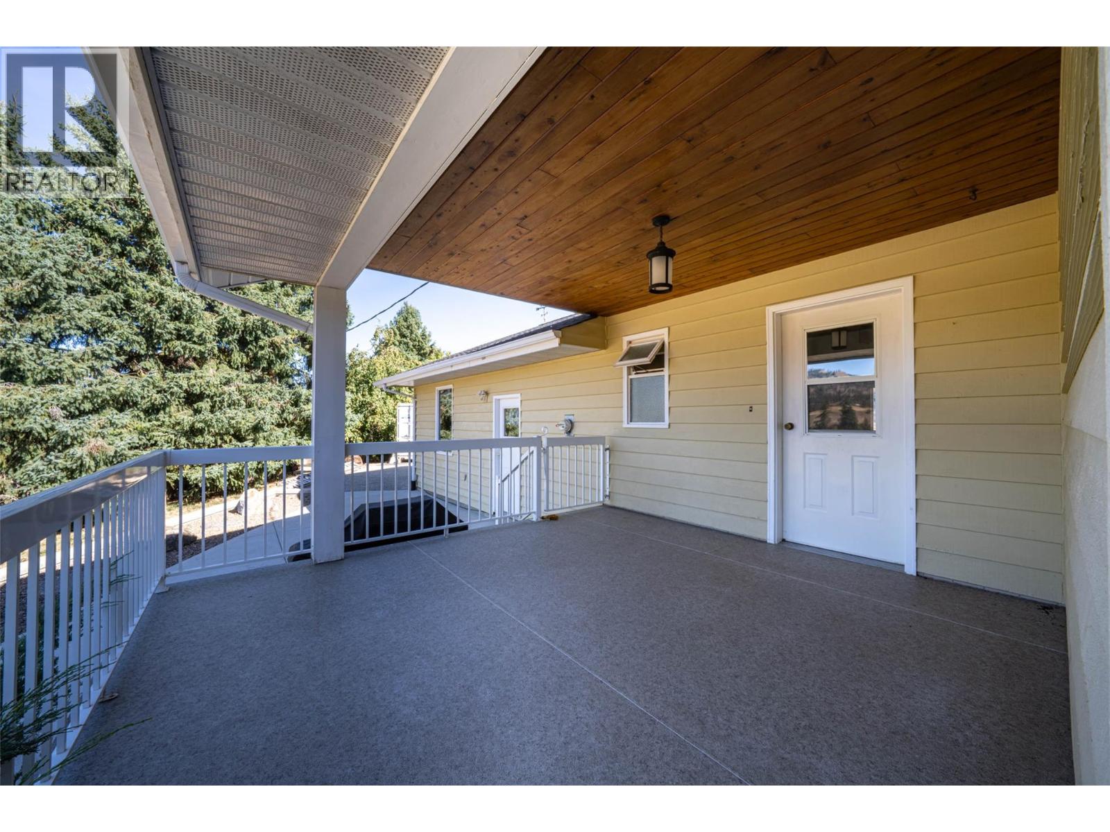  683 Clinton Road, Spallumcheen