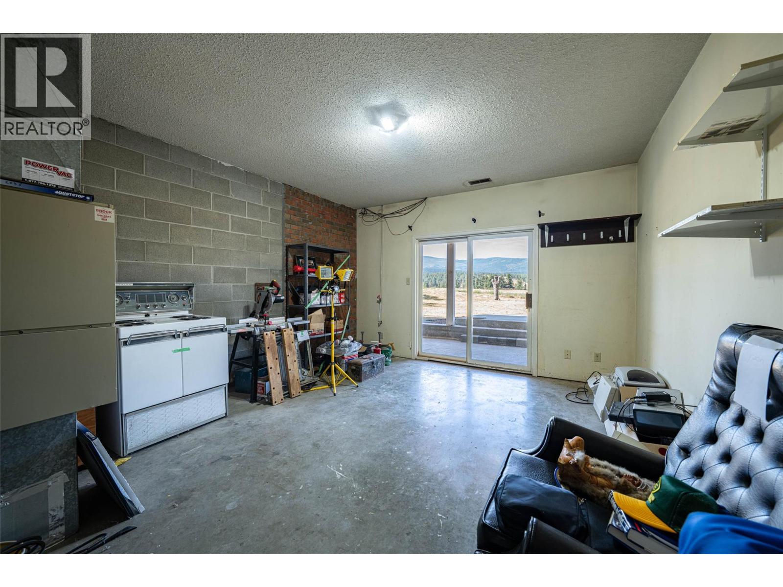  683 Clinton Road, Spallumcheen