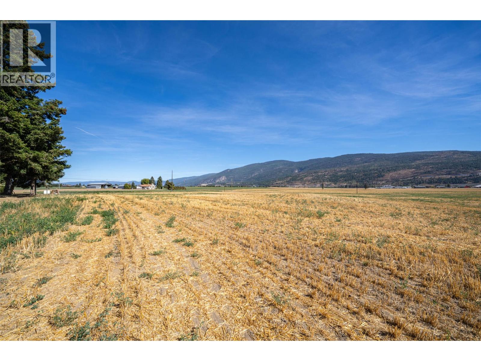  683 Clinton Road, Spallumcheen