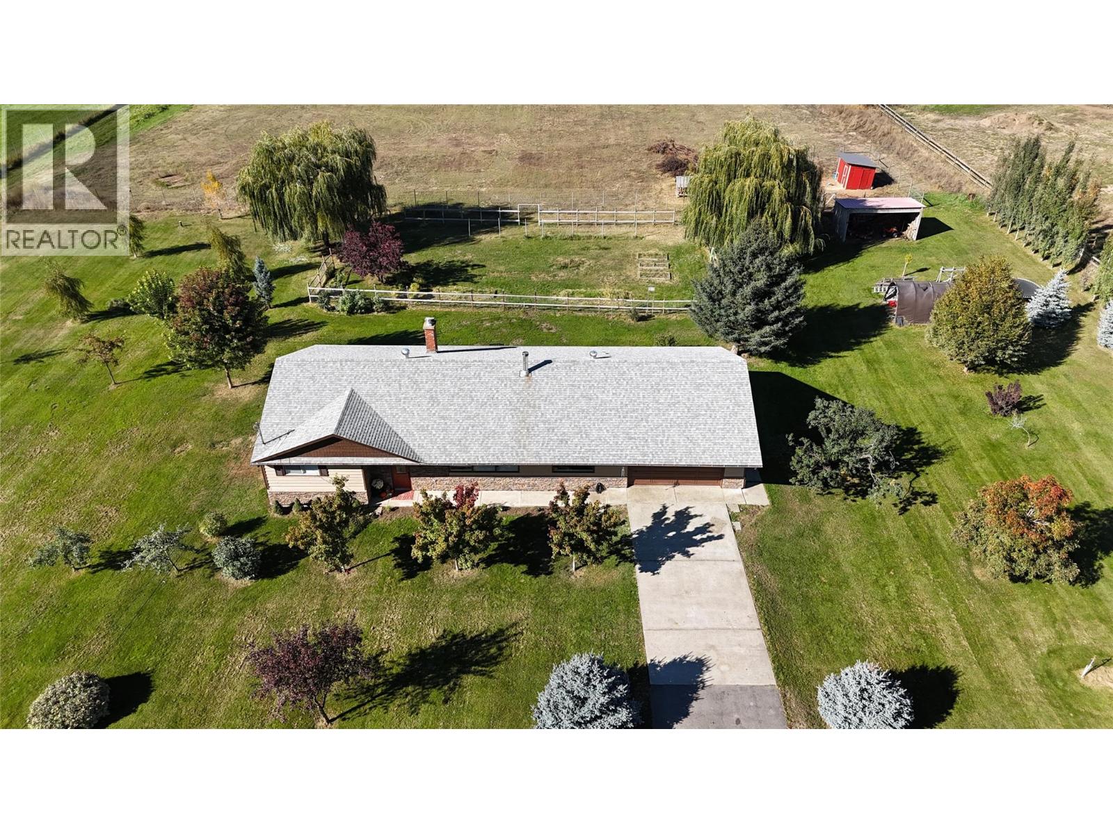 5015 SIMINOFF Road, Grand Forks