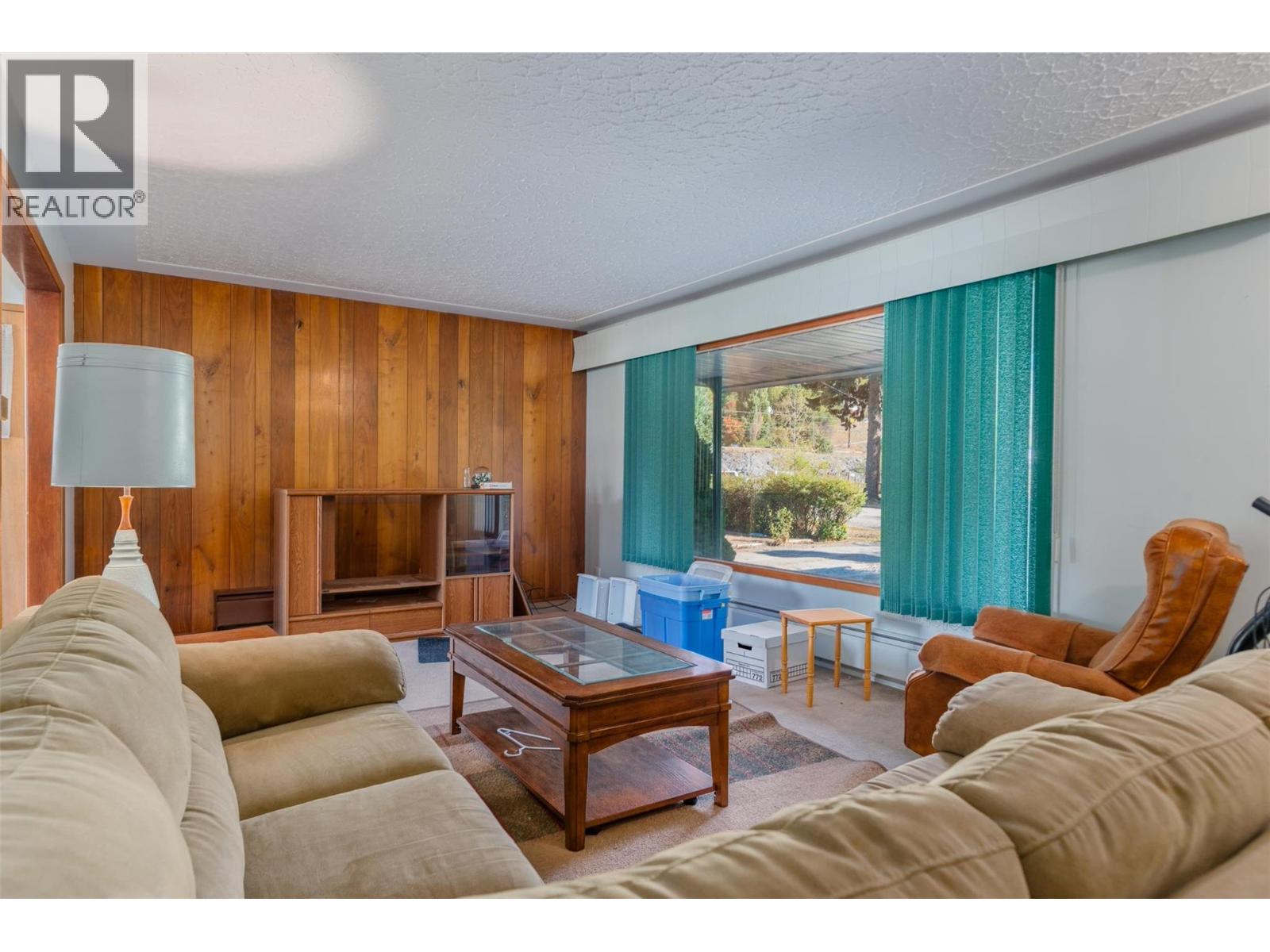 832 Kootenay Road, Castlegar