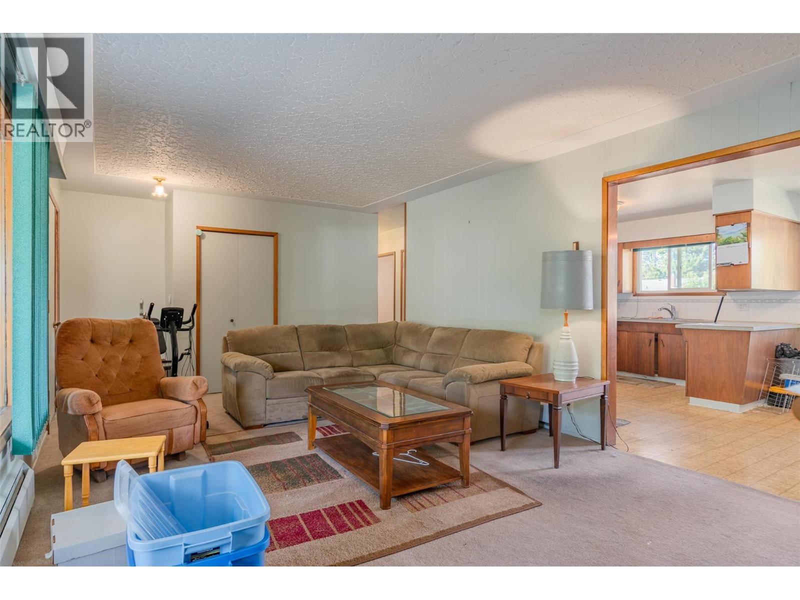 832 Kootenay Road, Castlegar