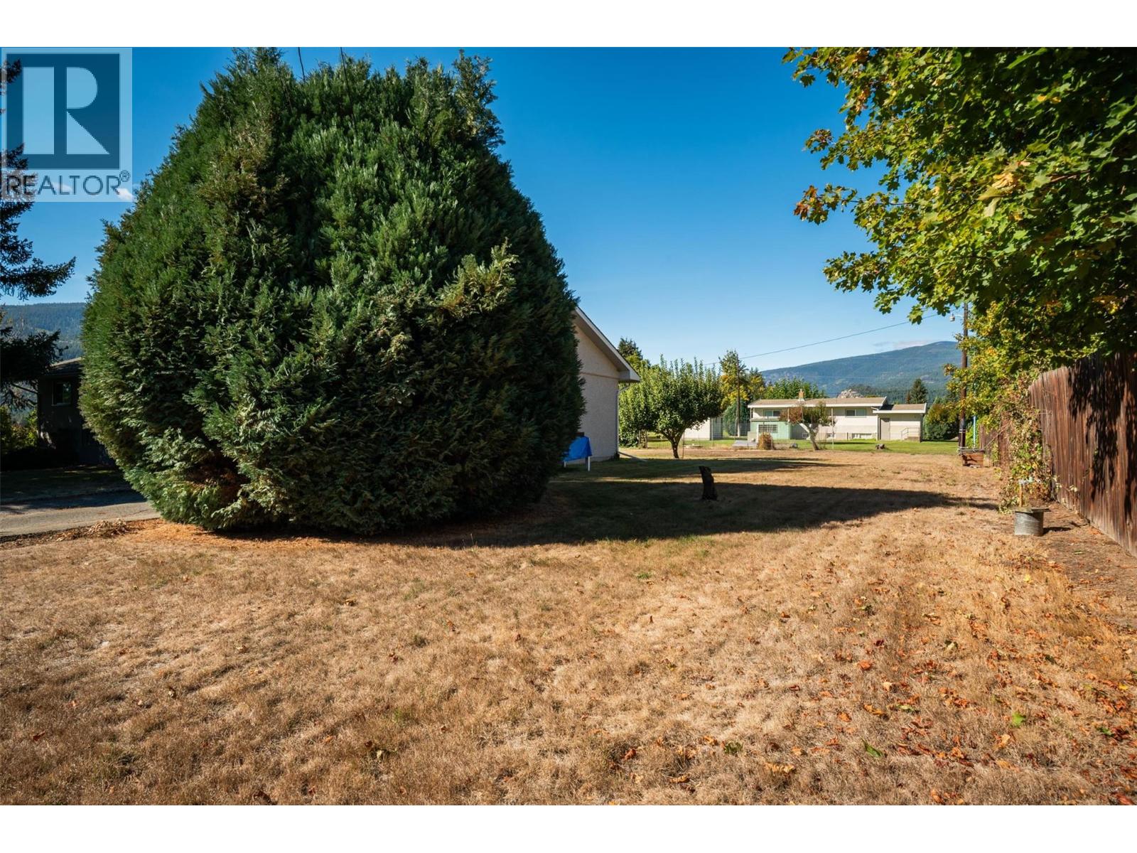 832 Kootenay Road, Castlegar