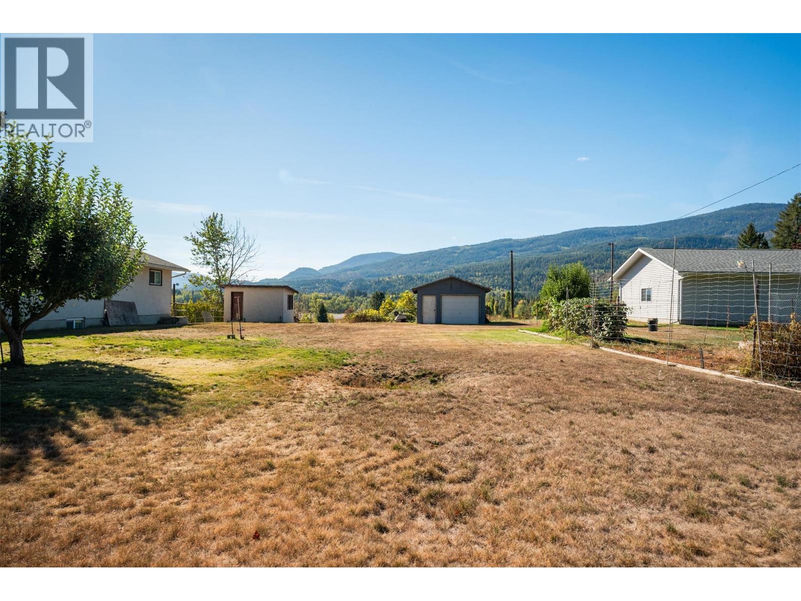 832 Kootenay Road, Castlegar