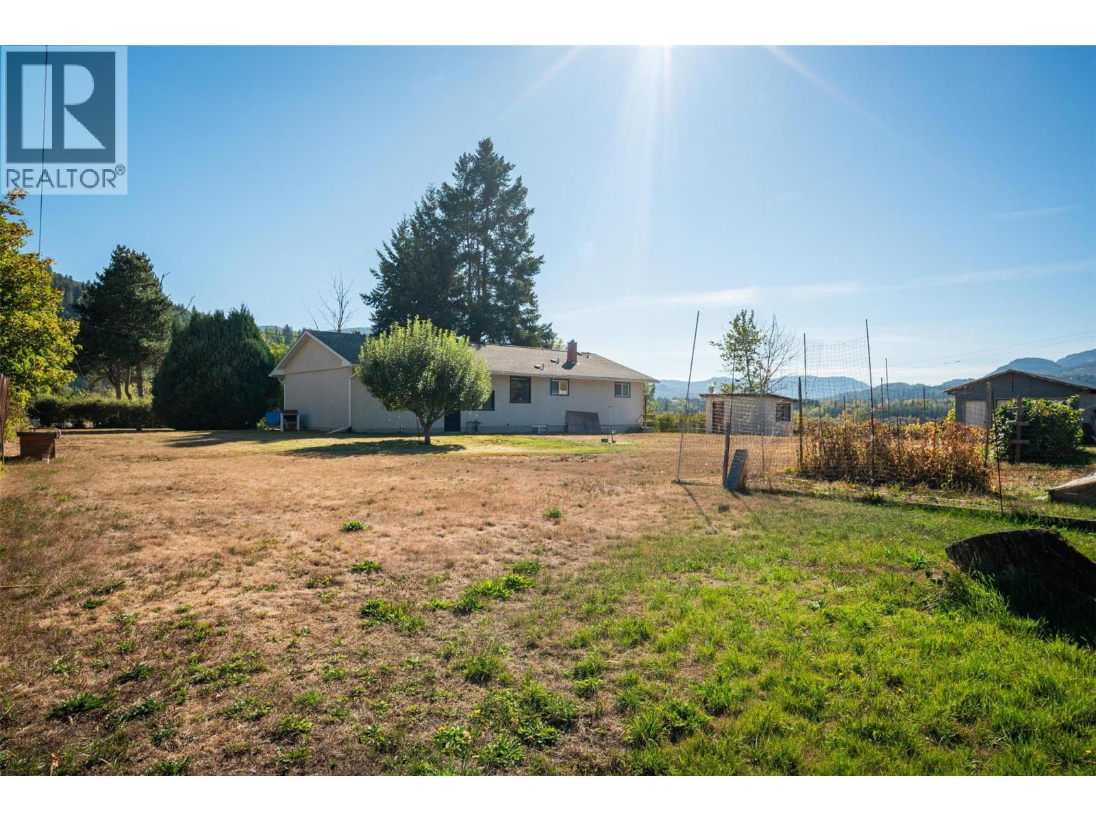 832 Kootenay Road, Castlegar