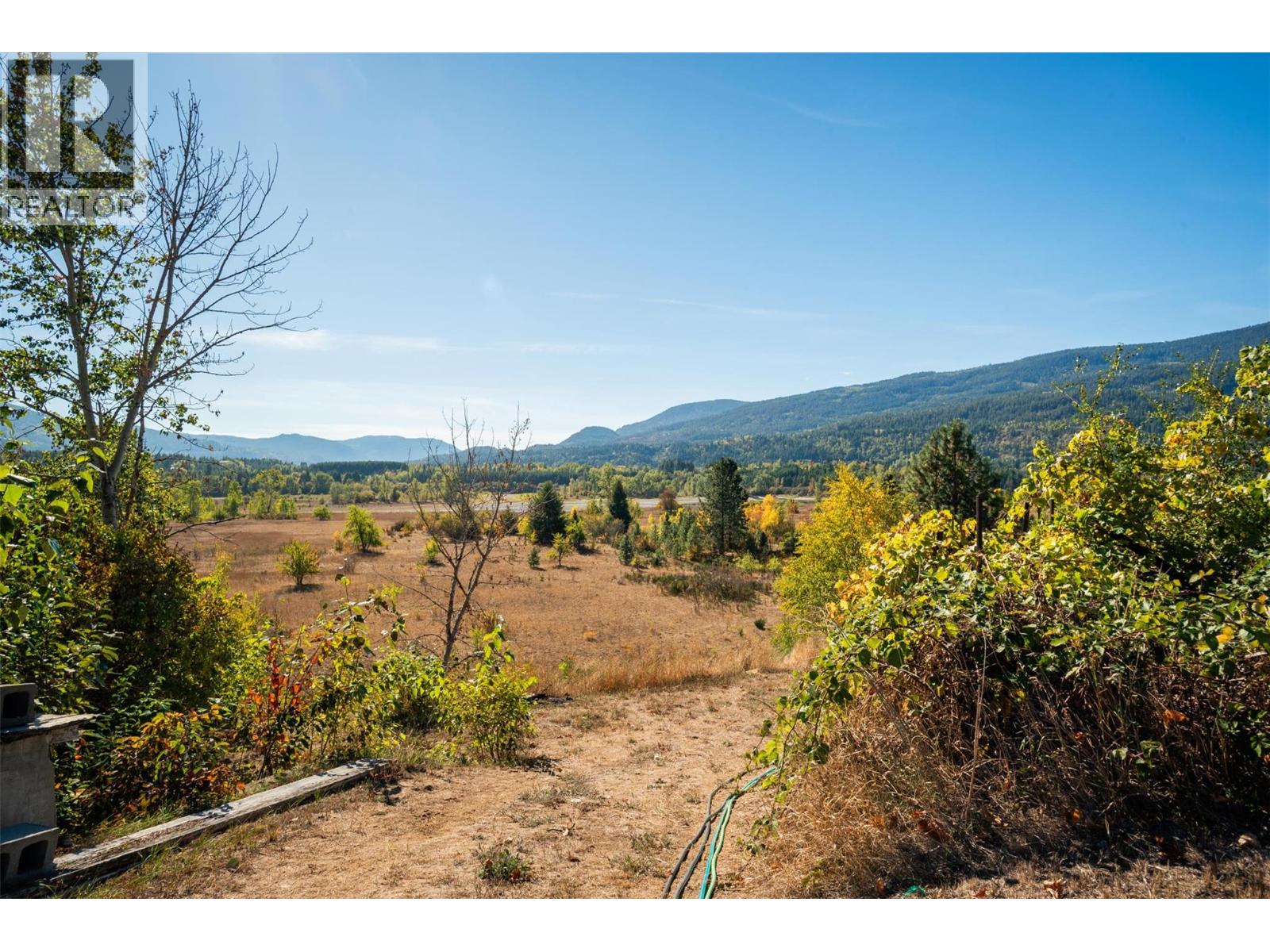 832 Kootenay Road, Castlegar