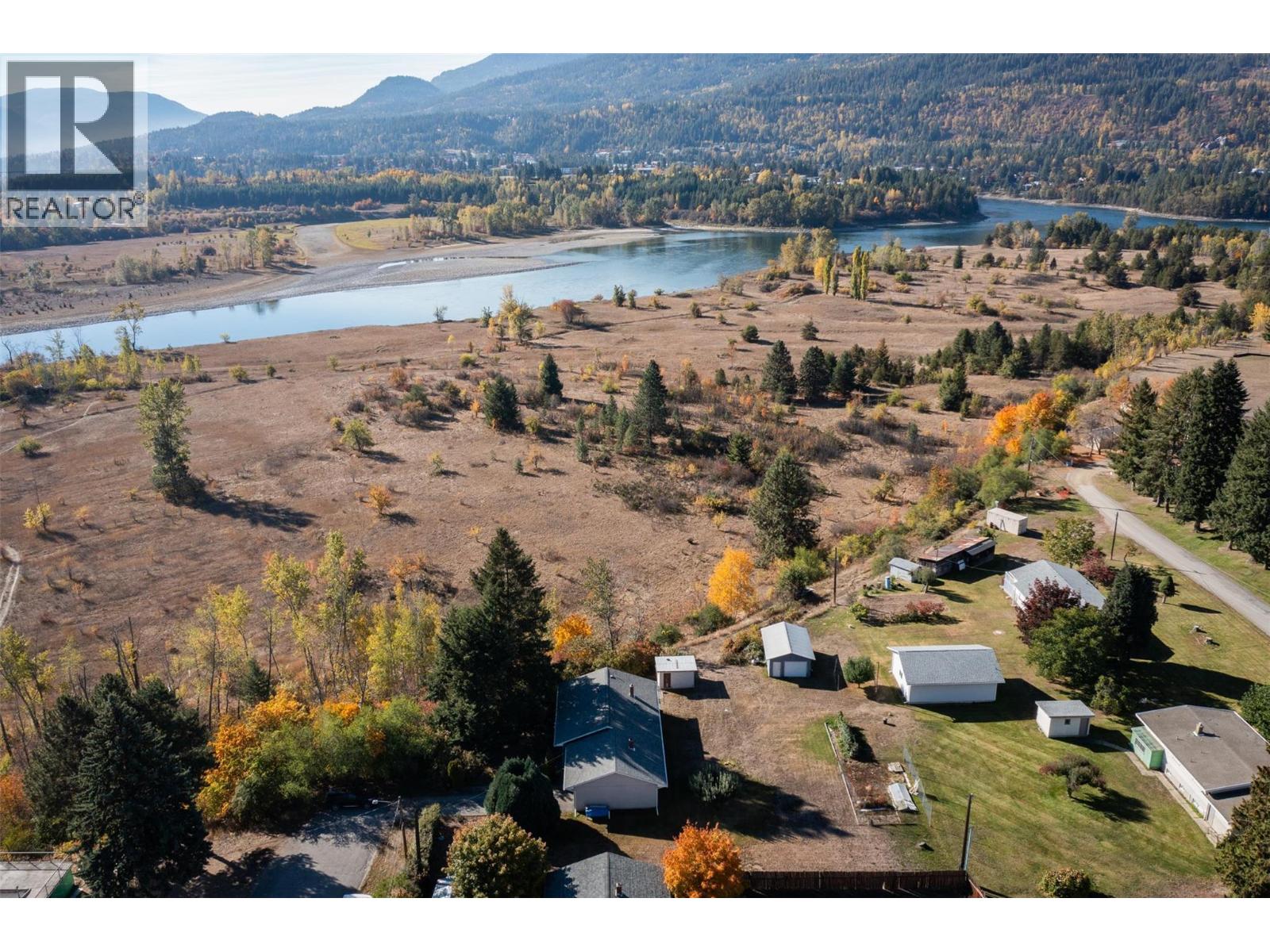 832 Kootenay Road, Castlegar