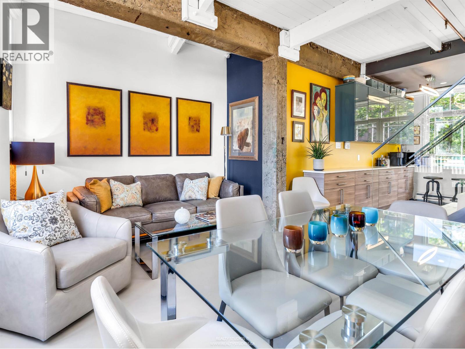 83 ALEXANDER STREET, Vancouver