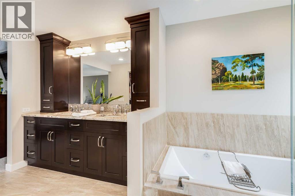 Single Family House for Sale in  Hawkcliff Way NW Hawkwood Calgary 