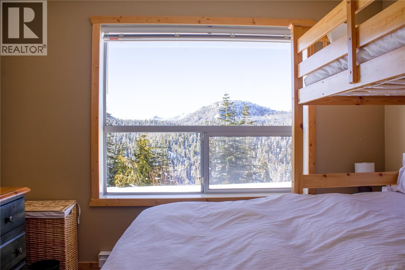 106 1105 Henry Rd, Courtenay