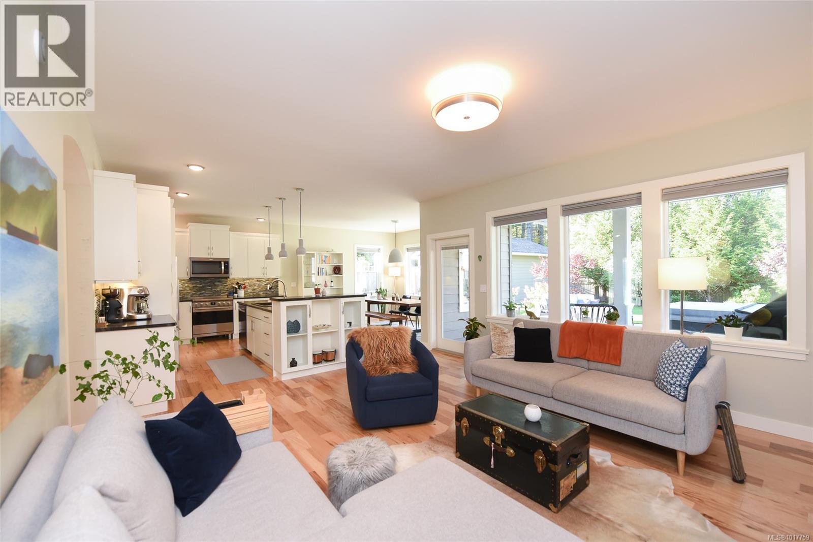 2805 Swanson St, Courtenay