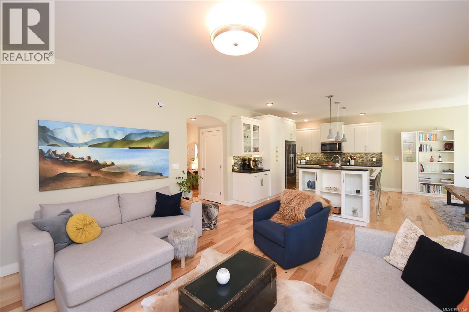 2805 Swanson St, Courtenay