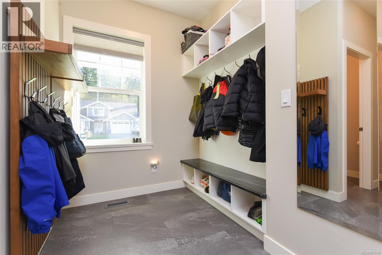 2805 Swanson St, Courtenay