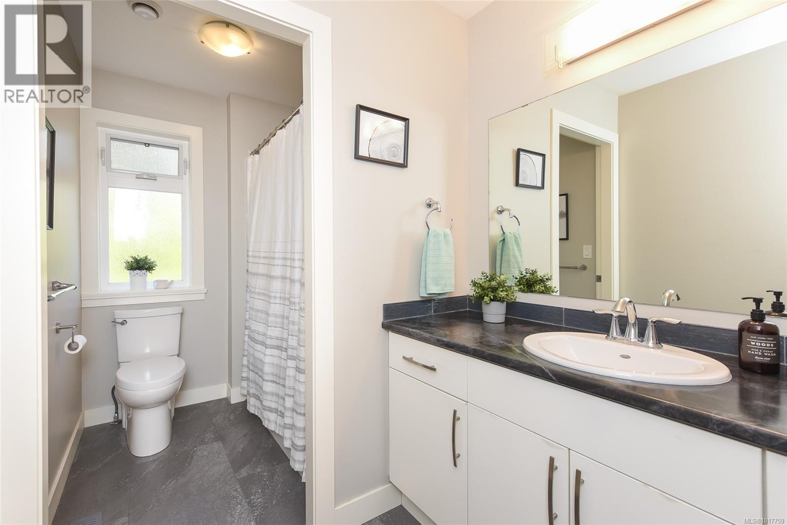 2805 Swanson St, Courtenay