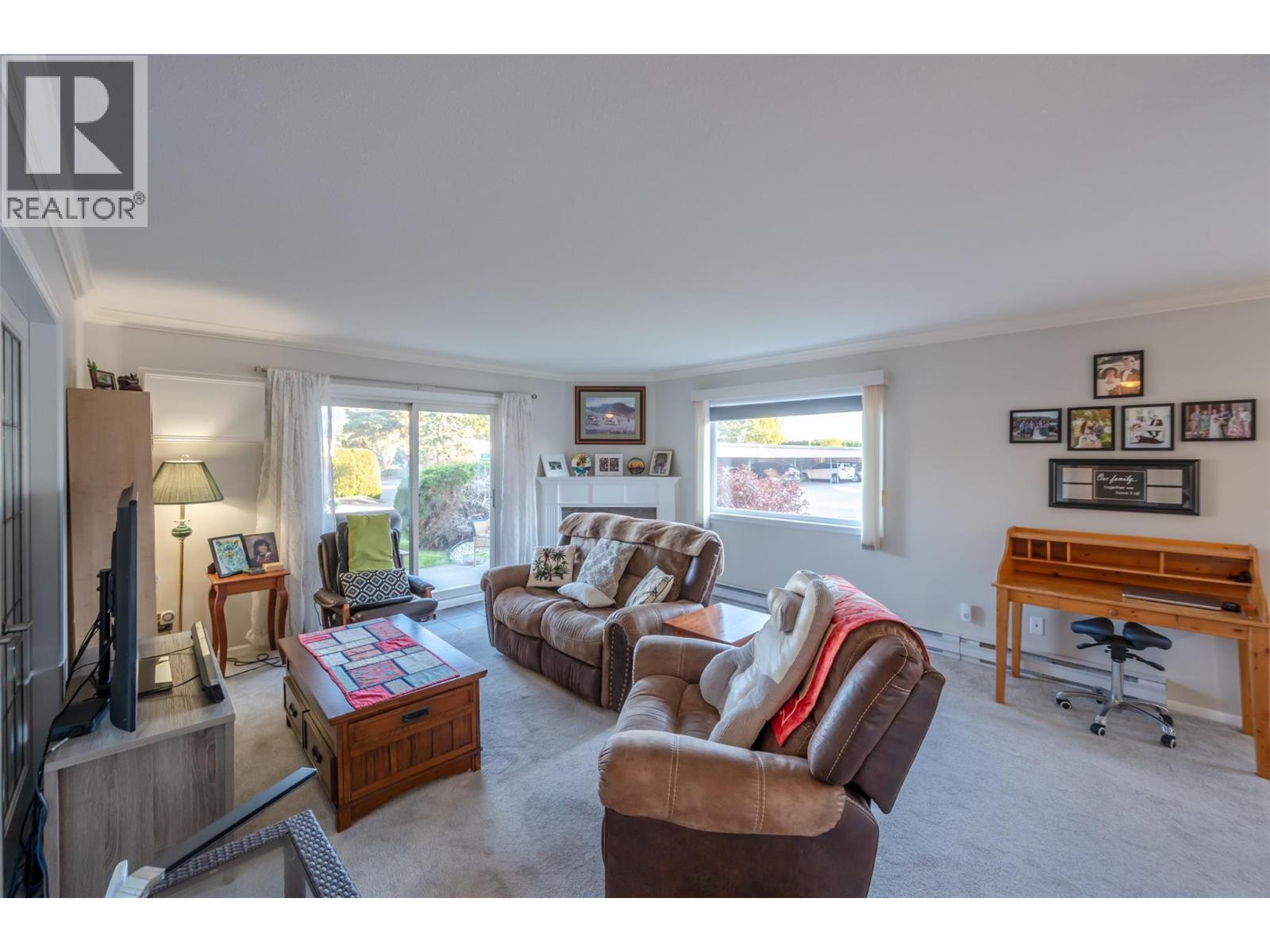 108 8907 Pineo Court, Summerland