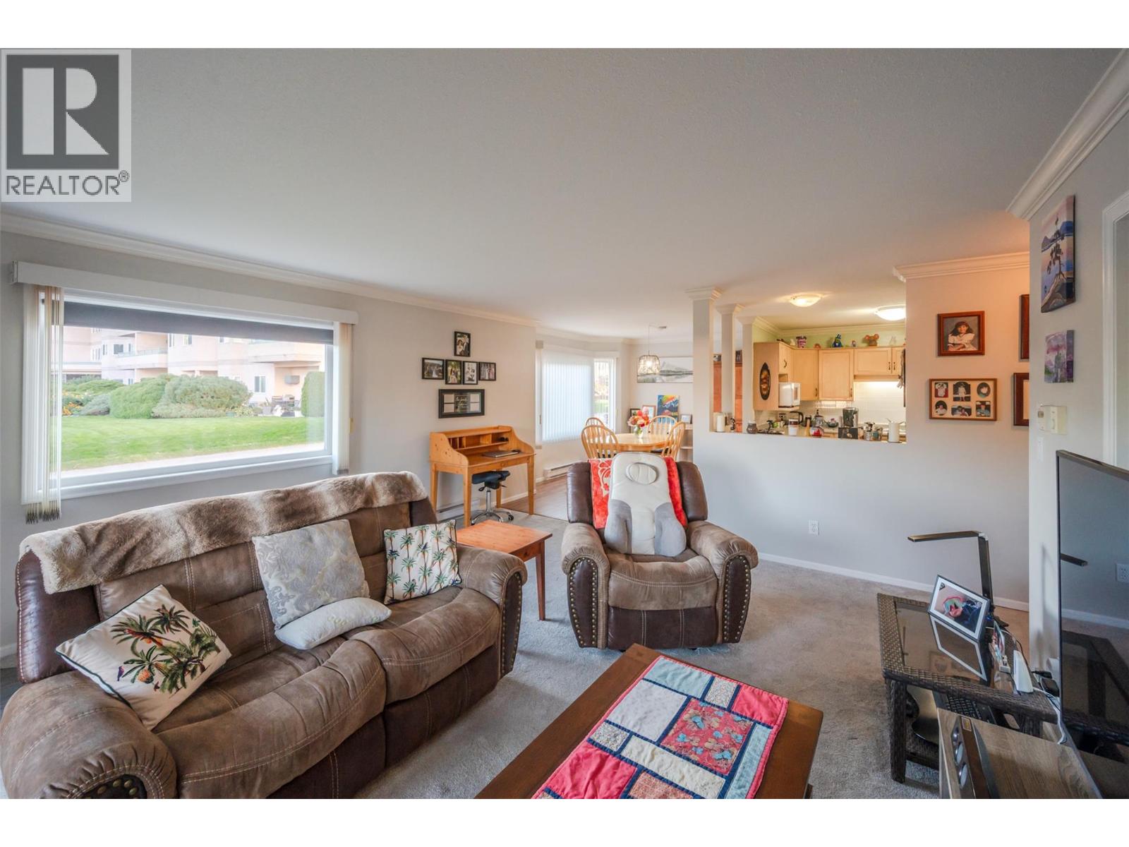108 8907 Pineo Court, Summerland