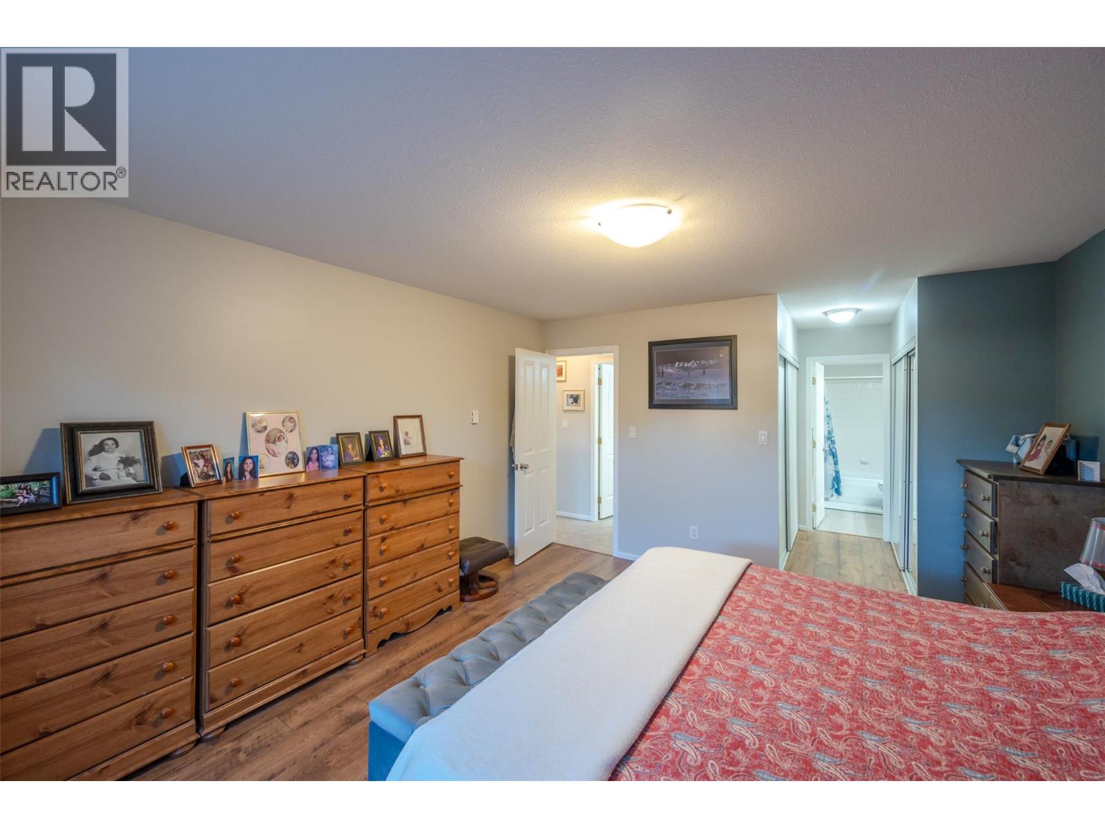 108 8907 Pineo Court, Summerland