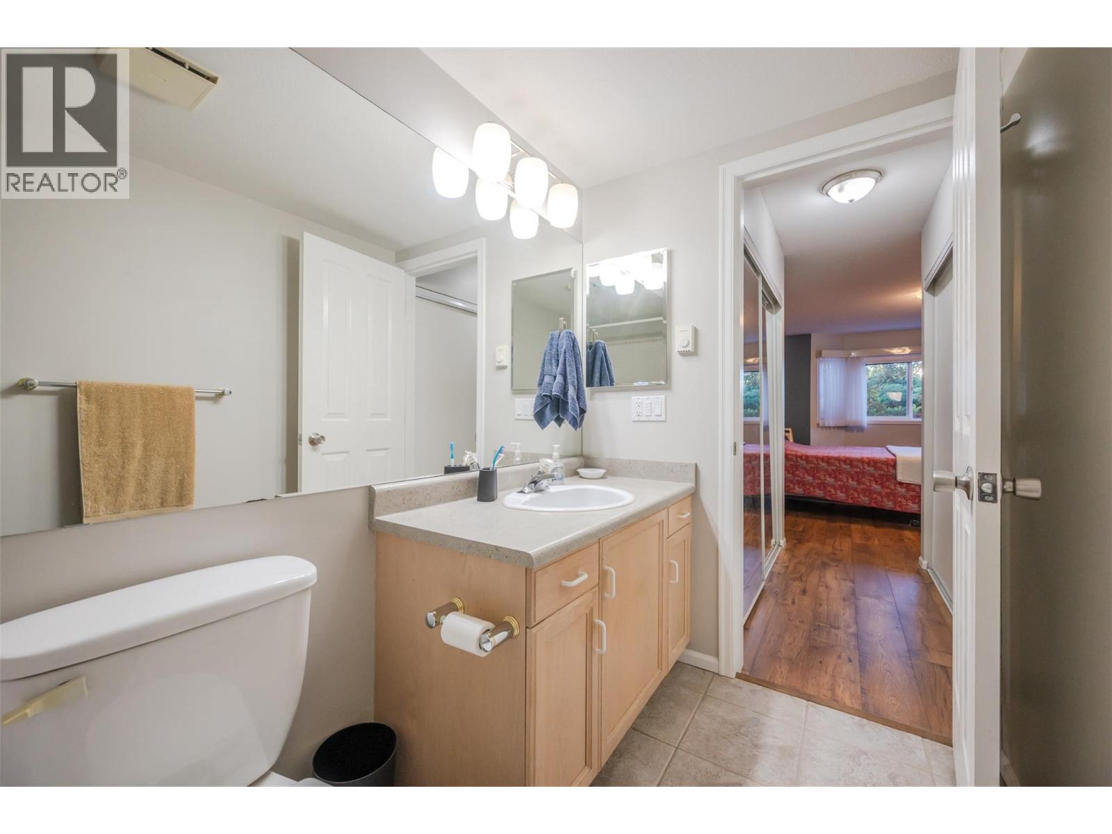 108 8907 Pineo Court, Summerland