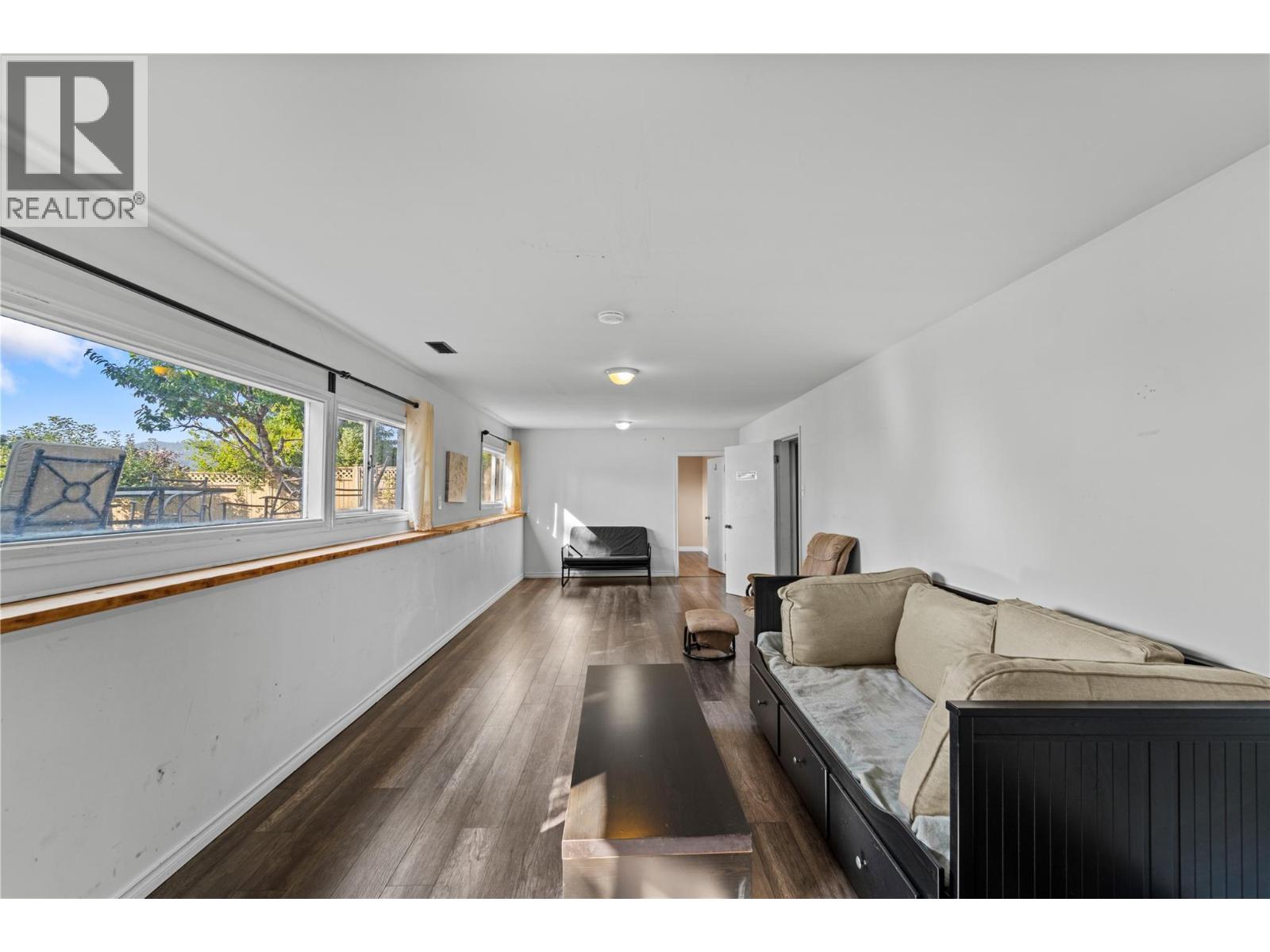 1938 PARKER Drive, Merritt