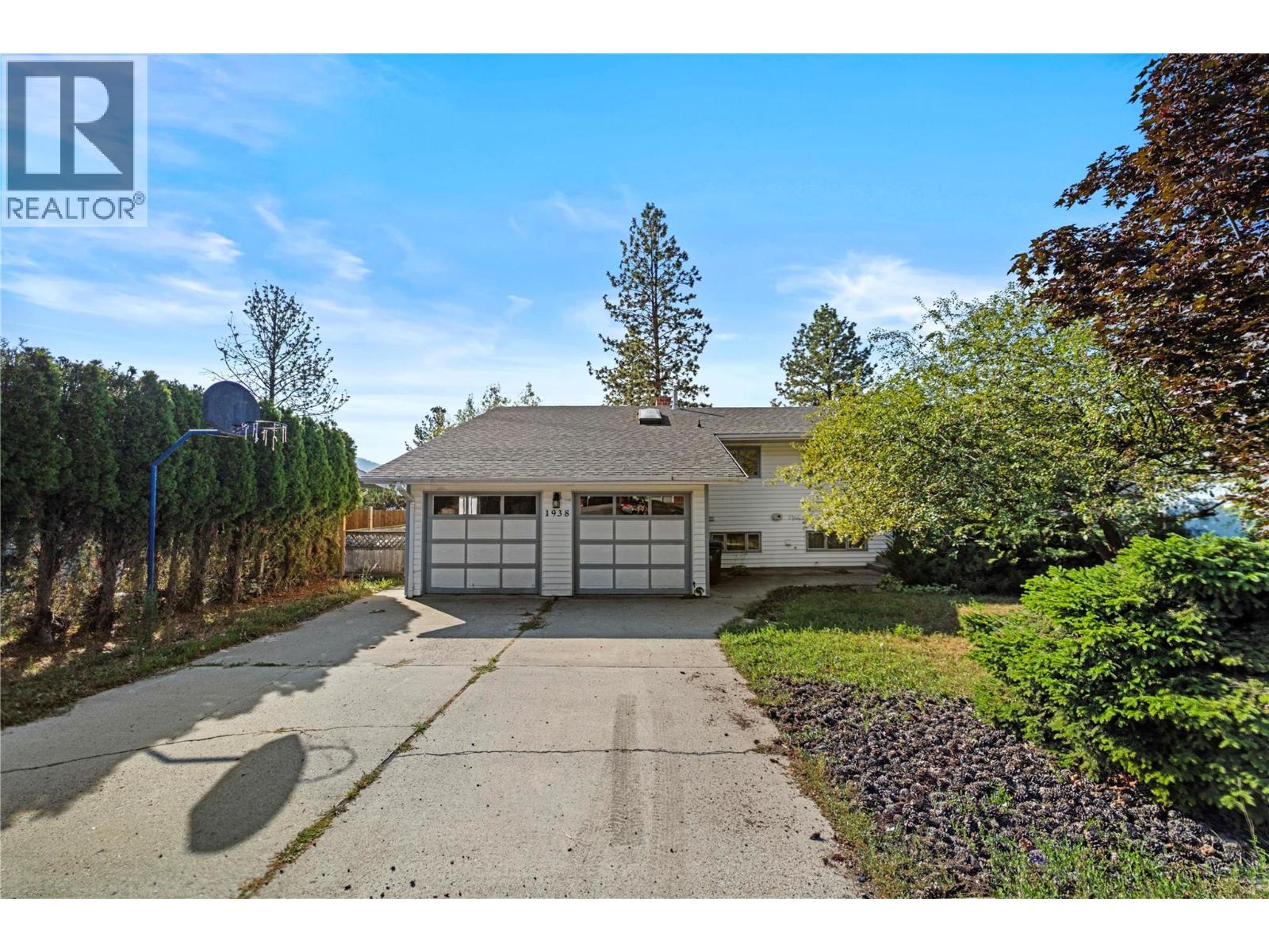 1938 PARKER Drive, Merritt