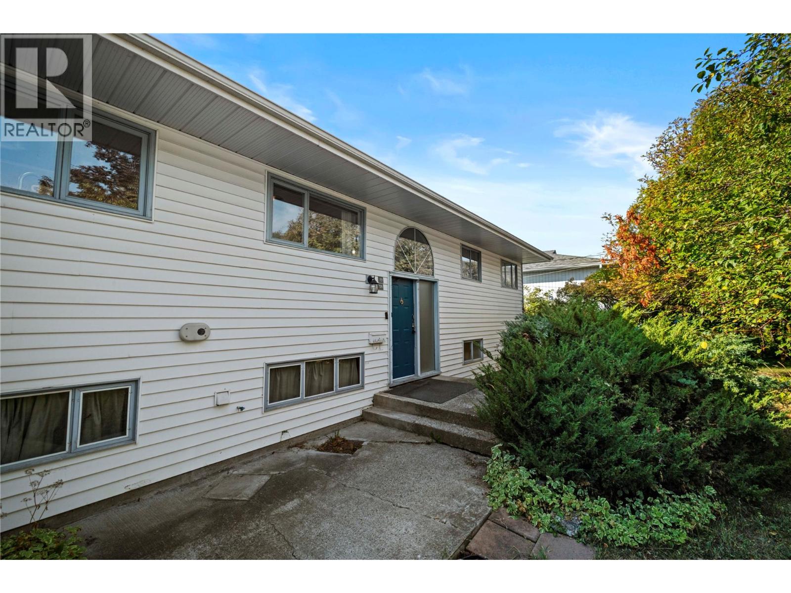 1938 PARKER Drive, Merritt