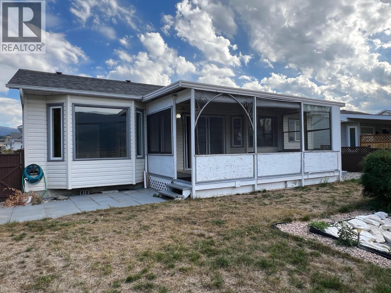  102 1st Street, Vernon