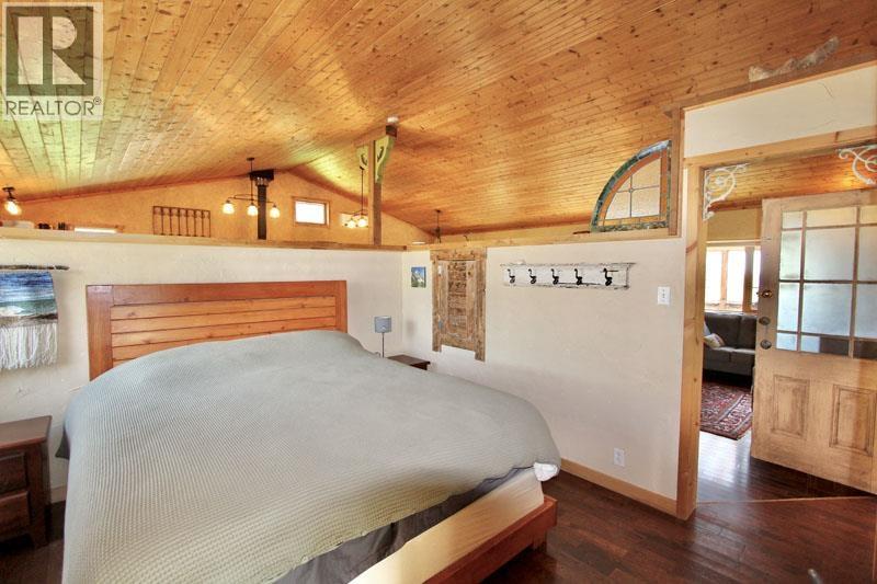 31790 16 HIGHWAY - 13