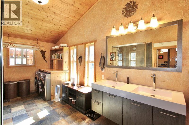 31790 16 HIGHWAY - 16