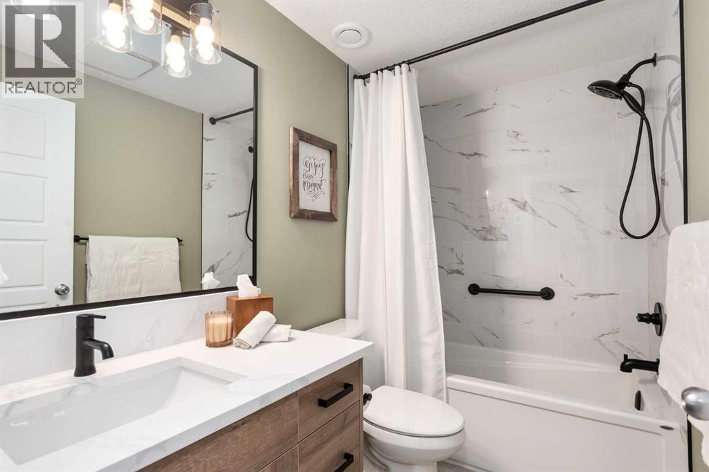 Single Family House for Sale in  Auburn Shores Landing SE Auburn Bay Calgary 