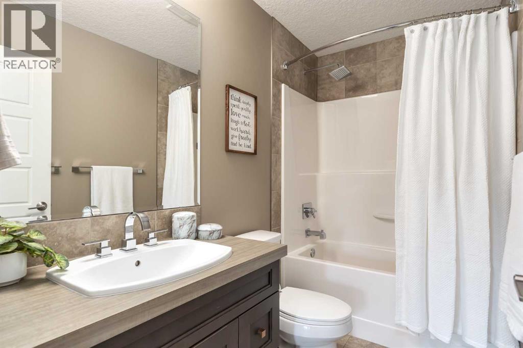 Single Family House for Sale in  Auburn Shores Landing SE Auburn Bay Calgary 