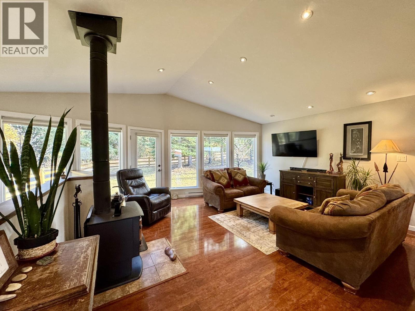 6284 MACABAR ROAD - 11