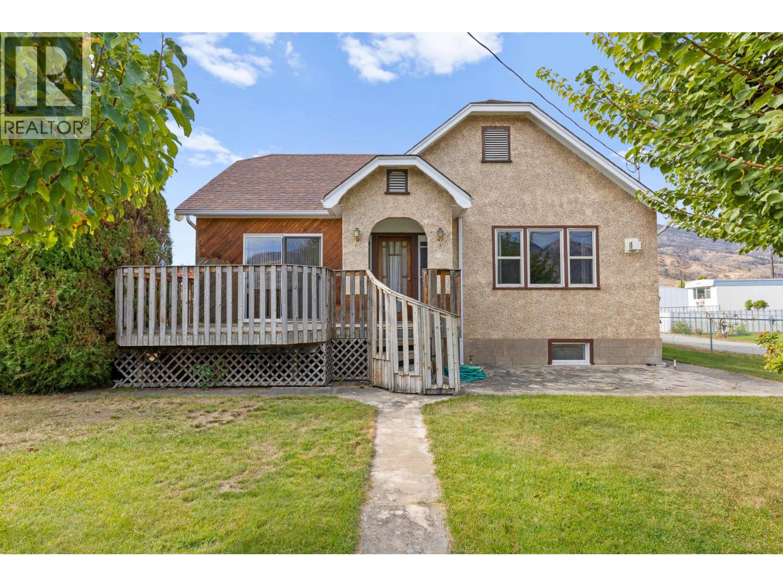  7612 97th Street, Osoyoos