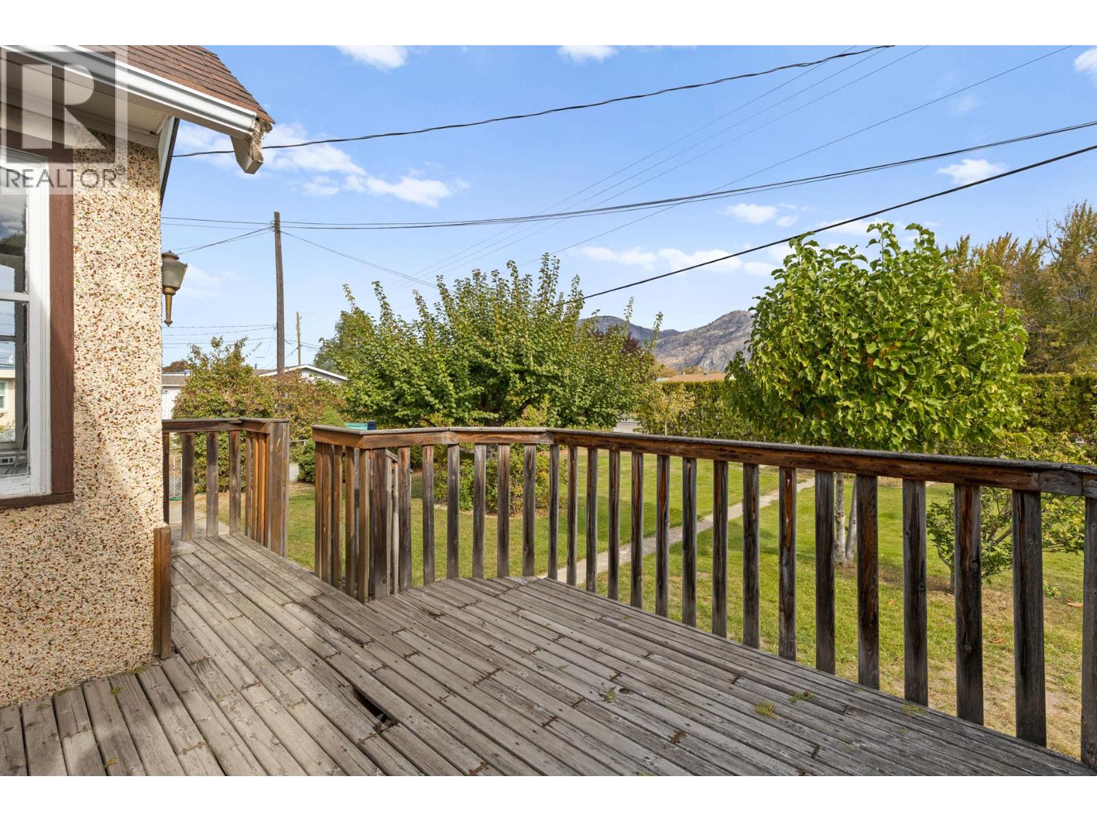  7612 97th Street, Osoyoos
