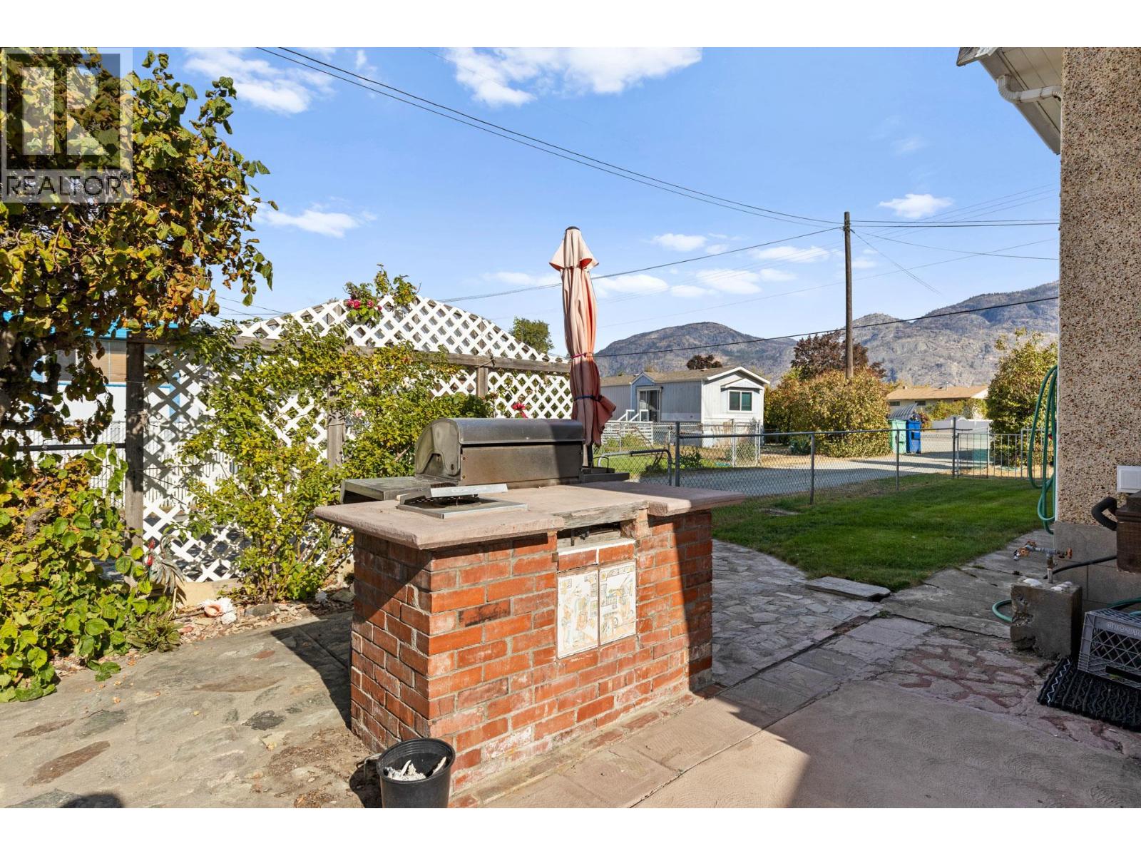  7612 97th Street, Osoyoos