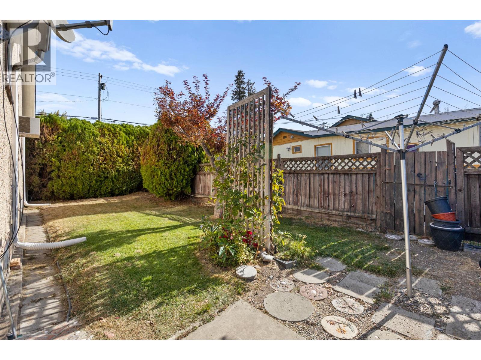  7612 97th Street, Osoyoos