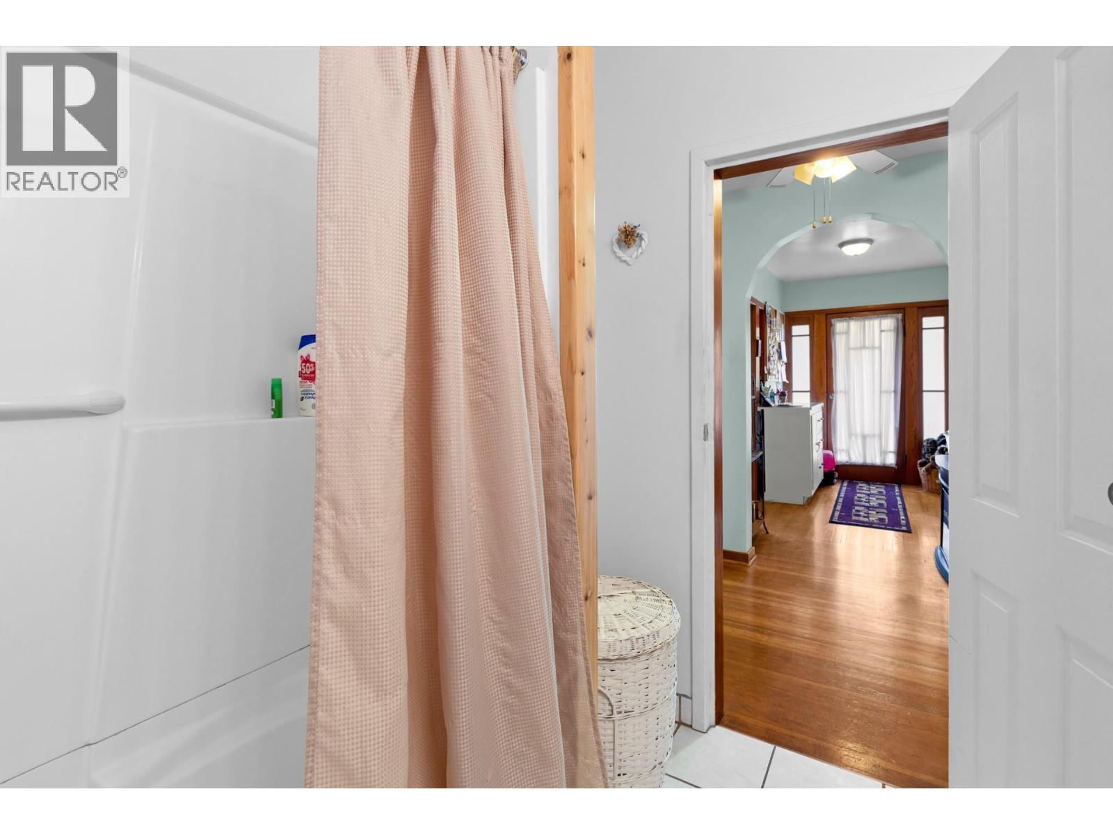  7612 97th Street, Osoyoos