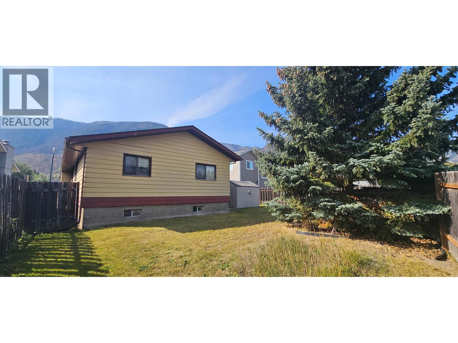 1234 Hickory Crescent, Sparwood