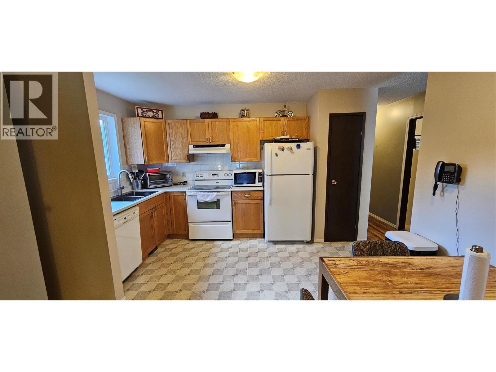 1234 Hickory Crescent, Sparwood