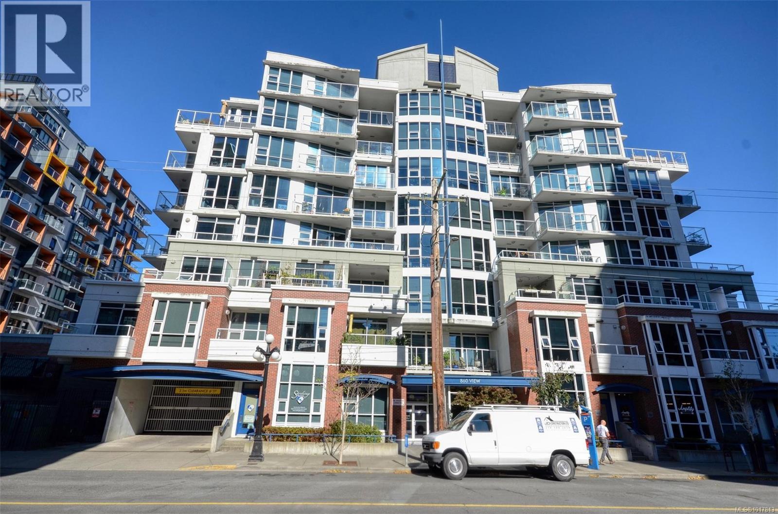 601 860 View Street, Victoria