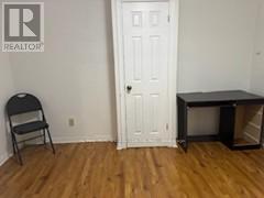 #4 235 SHAKESPEARE DRIVE - 17