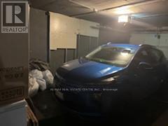 #4 235 SHAKESPEARE DRIVE - 18
