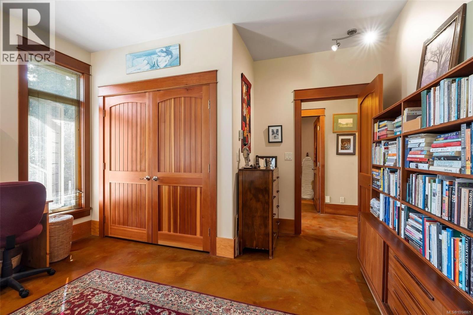 1870 Munsie Rd, Shawnigan Lake