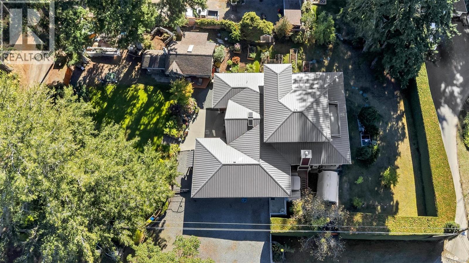 1870 Munsie Rd, Shawnigan Lake