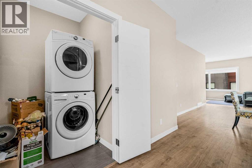 Single Family House for Sale in   Sherwood Square NW Sherwood Calgary 