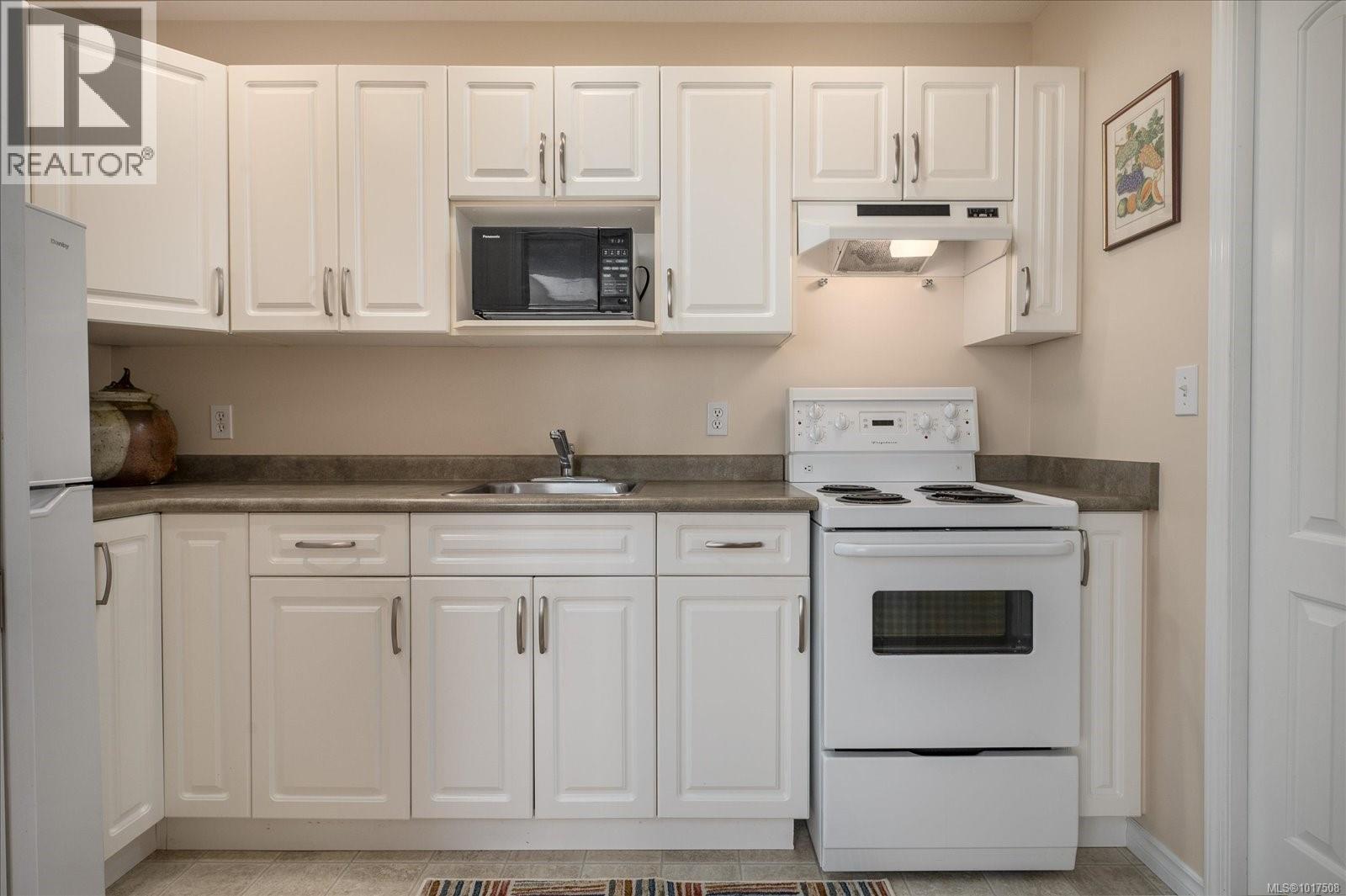 703 261 Mills St, Parksville