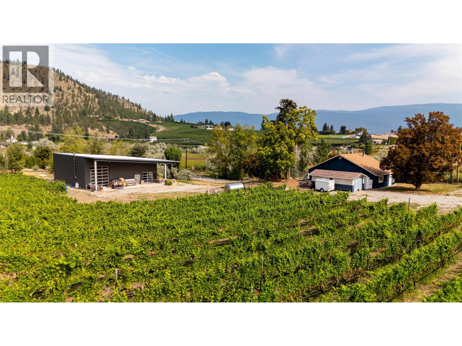 5214 Monro Avenue, Summerland
