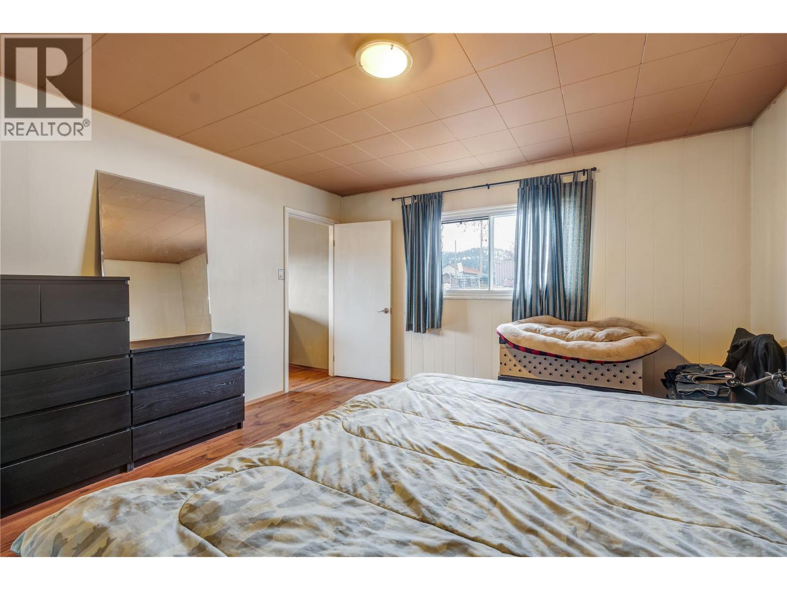 5214 Monro Avenue, Summerland