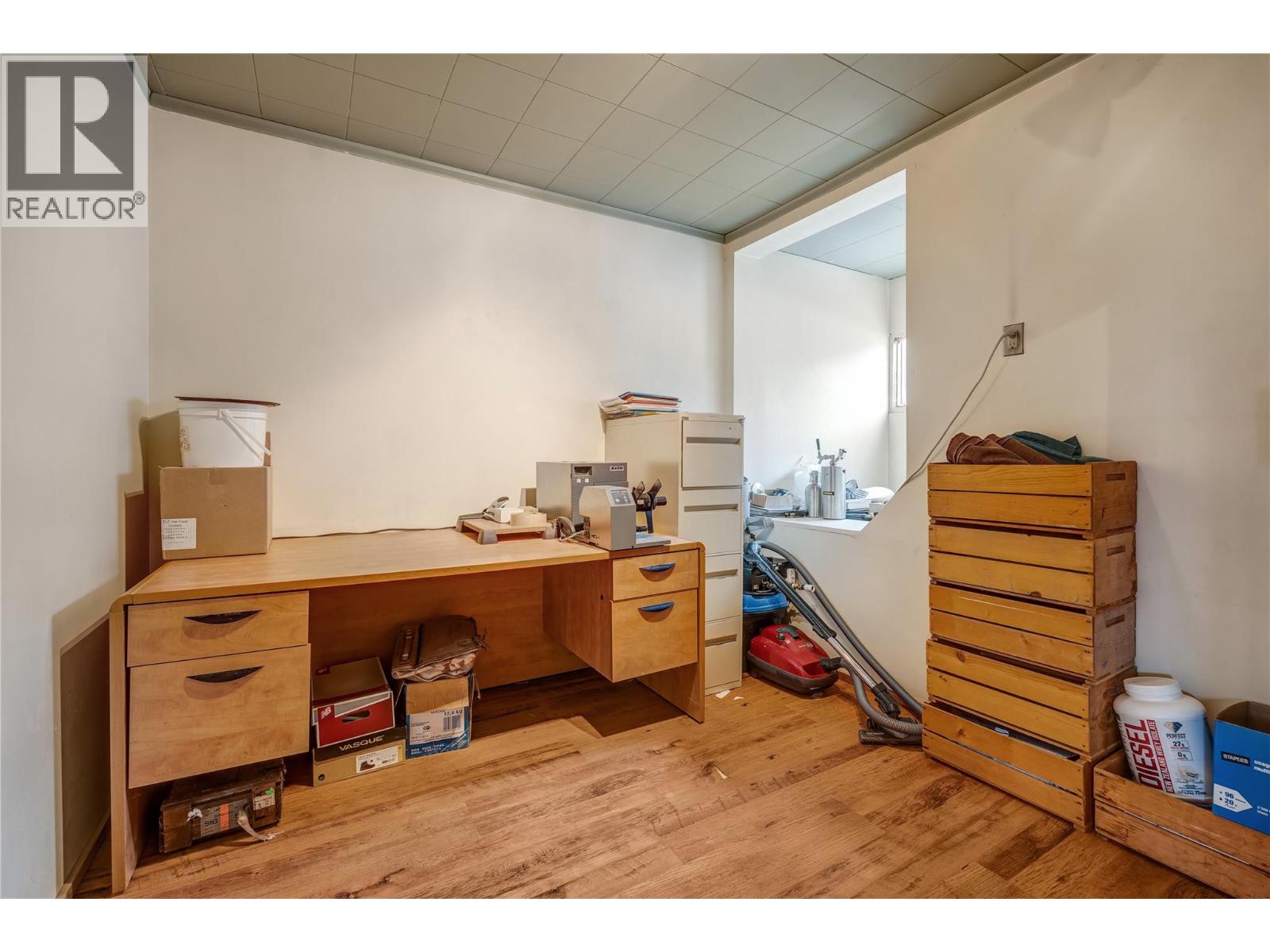 5214 Monro Avenue, Summerland