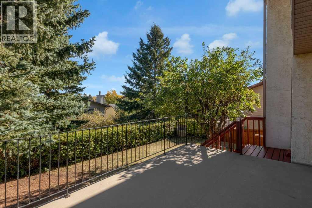 Single Family House for Sale in  Bermondsey Crescent NW Beddington Heights Calgary 